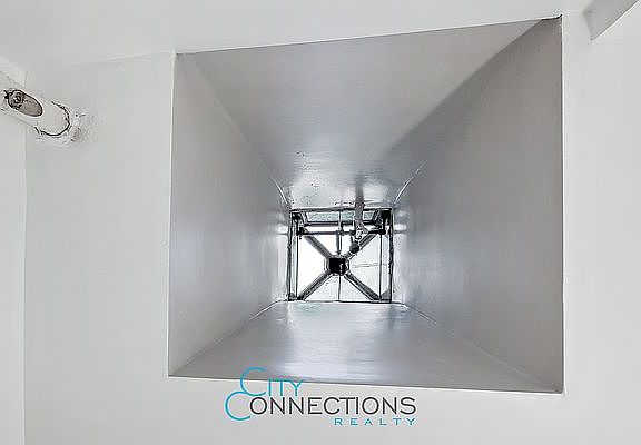 5th image of 352 E 55th St APT 4B