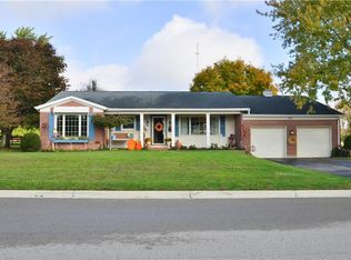 208 Maple Dr, Saint Paris, OH 43072