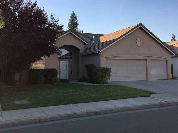 2nd image of 7239 N Recreation Ave
