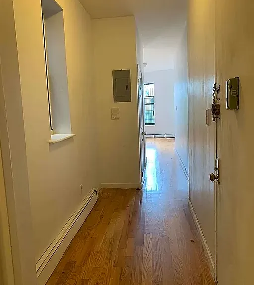 1037 Bergen St #WB3 — Photo 1