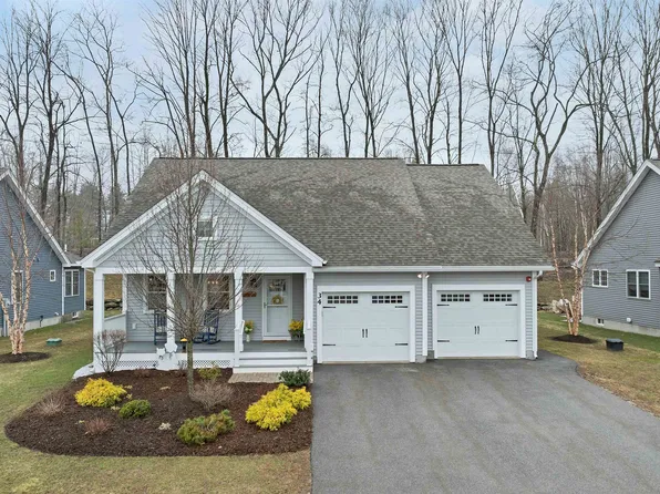 34 Three Ponds Drive, Brentwood, NH 03833