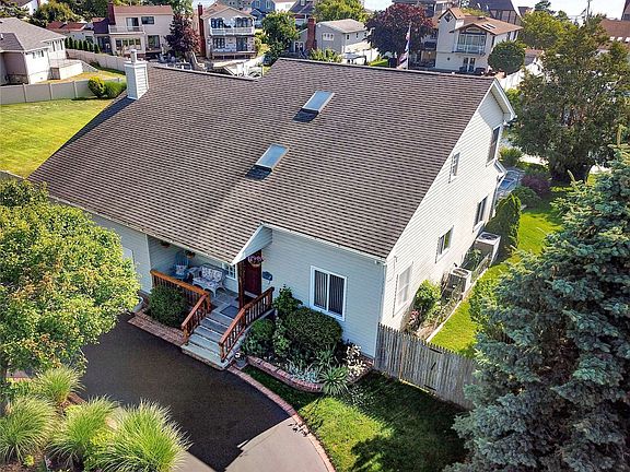 2nd image of 46 Waterview Ave