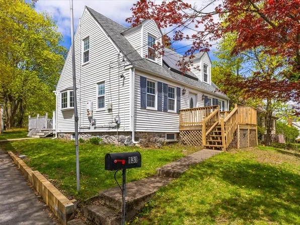 131 Old St, Randolph, MA 02368