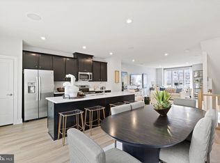 8797 Kensington Church St, Manassas, VA 20110