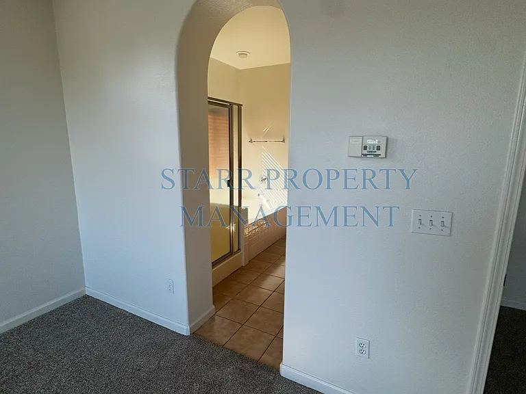 2146 Evening St — Photo 16