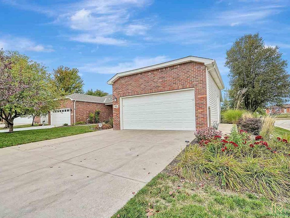 1st image of 4601 S 85th Ct