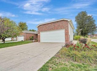 4601 S 85th Ct, Lincoln, NE 68526