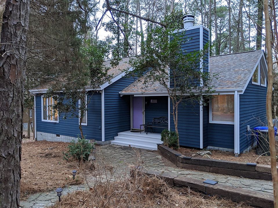 1st image of 250 Seminole Dr