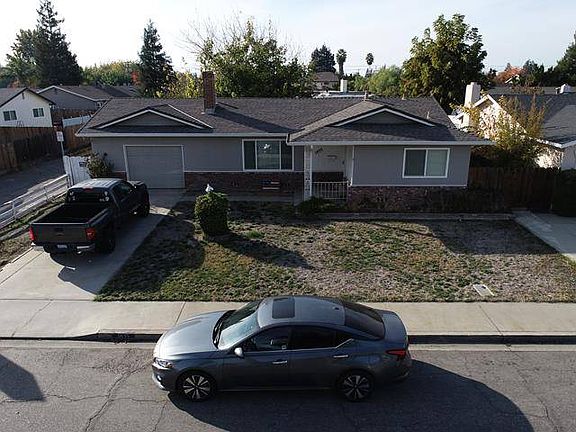 2nd image of 1835 Loyola Way