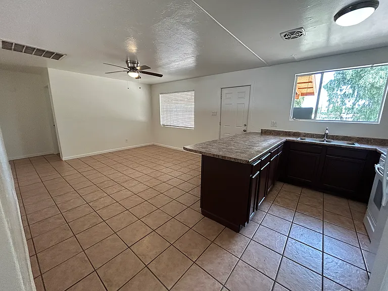 5132 W Osborn Rd — Photo 7