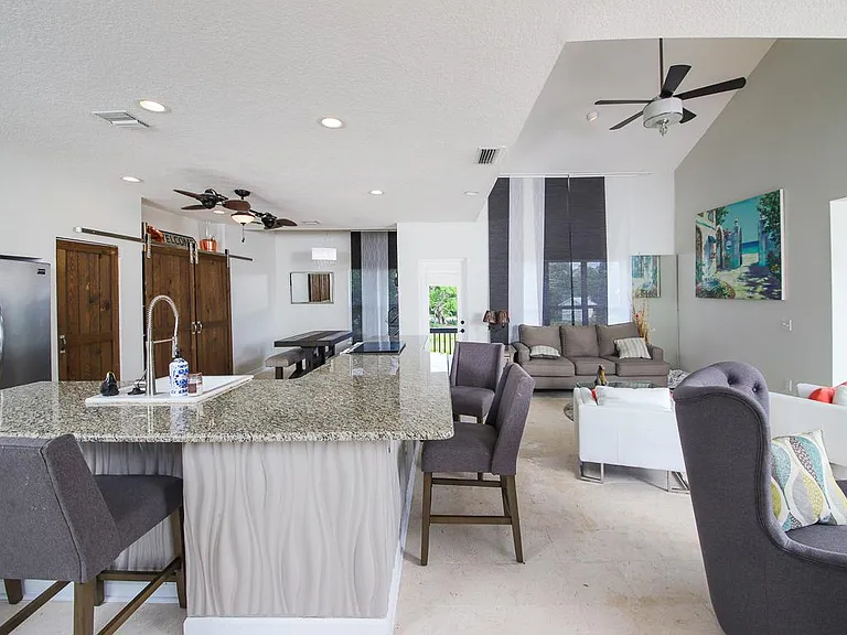 130 Green Dolphin Dr — Photo 7