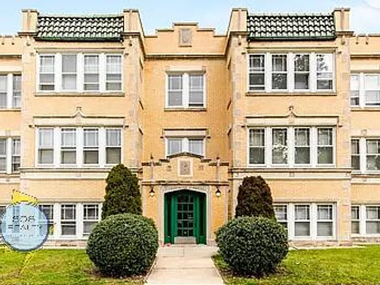 Beautiful Large Berwyn Apts on Wesley! — Photo 12