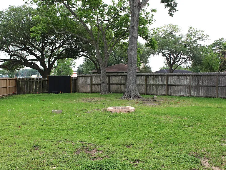 1802 Sleepy Creek Way — Photo 12