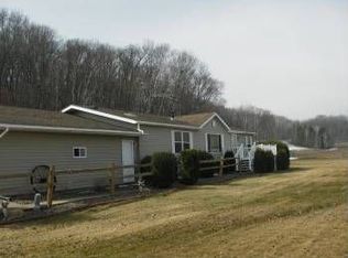 860 90th St, Downing, WI 54734