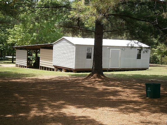 Utility/ shelter 30X36