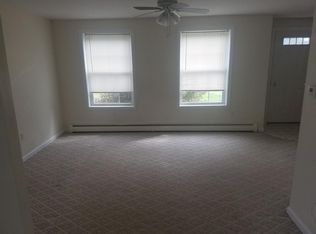 349 Ossipee Trl #B, Gorham, ME 04038
