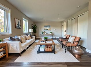 295 Erb St W SUITE 202, Waterloo, ON N2L1W4