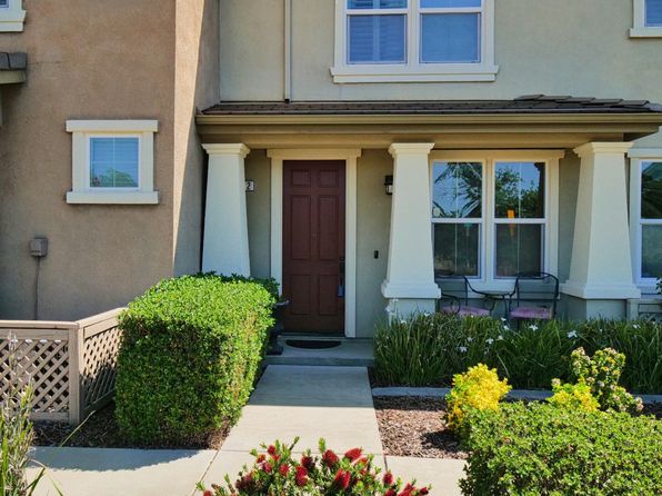 102 Blossom Rock Ln #40, Folsom, CA 95630