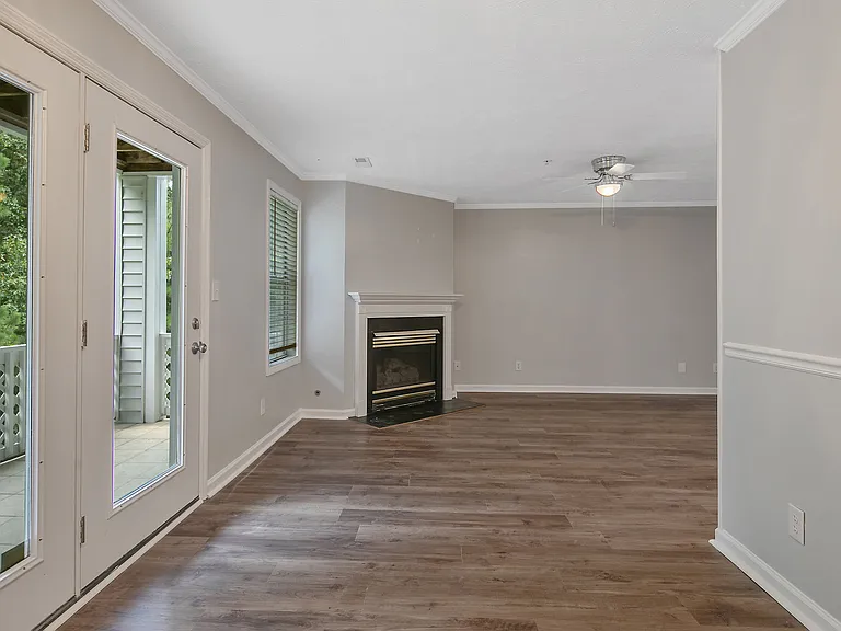 295 Warton Ln #7 — Photo 31