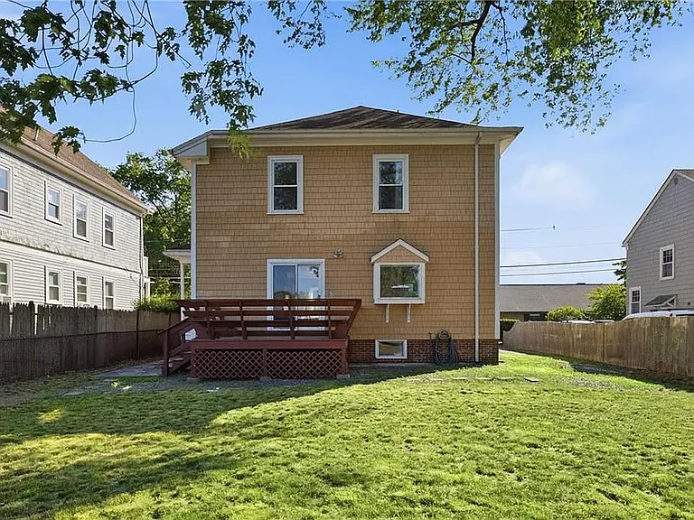 59 Bourne Ave — Photo 29