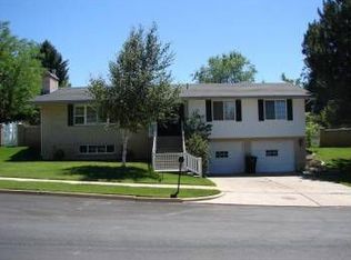 996 E Woodmoor Dr, Bountiful, UT 84010