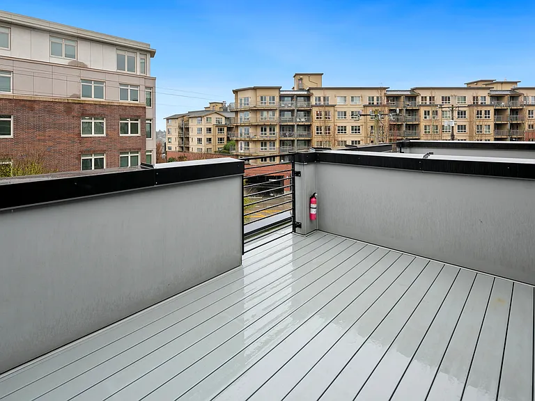 109 22nd Ave E #F-1 — Photo 18