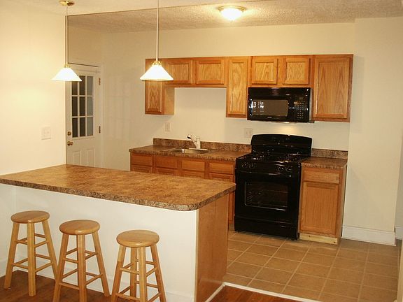 Kitchen - Open floor plan
