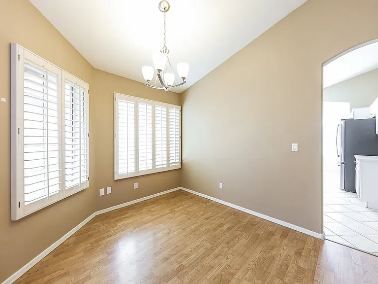 13122 W Wilshire Dr — Photo 6