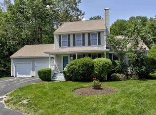 8 Sycamore Ct, Amherst, NH 03031