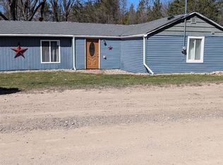 1125 Creek Rd, Beaverton, MI 48612