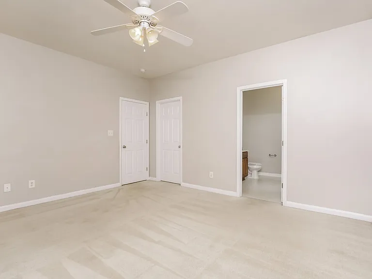 200 Willowbrook Cir — Photo 10