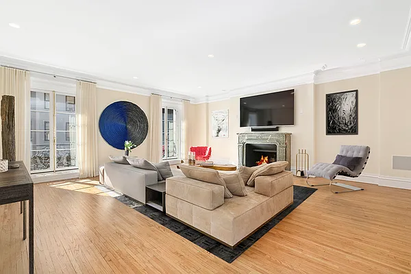 Rented by Compass | media 2