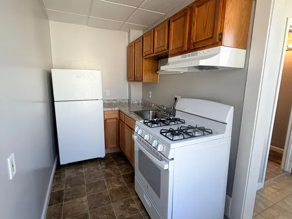 10 Kinsley St, Nashua, NH