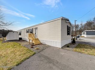 124 Misty Ln, Drums, PA 18222