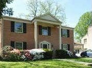 8814 Brierly Rd, Chevy Chase, MD 20815