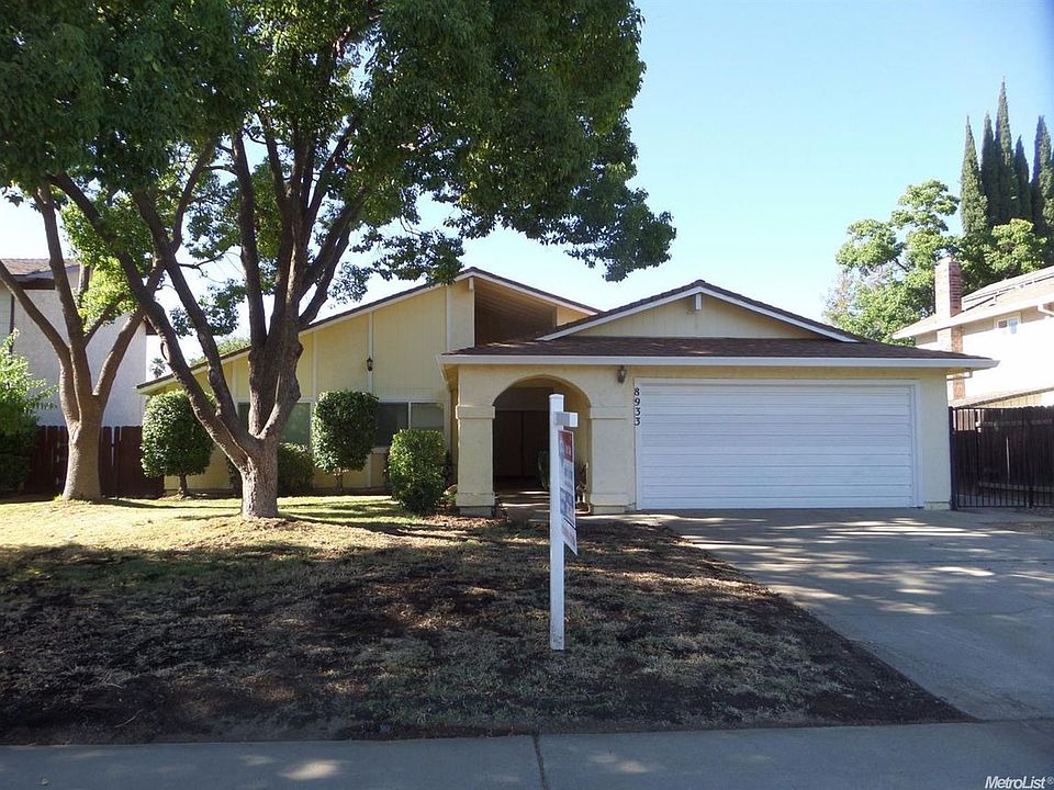 1st image of 8933 Autumnwood Dr