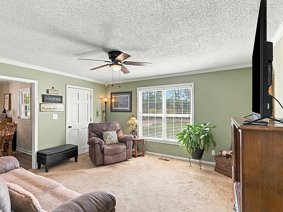 5th image of 120 Hightower Rd