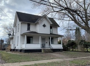 328 Scott St NE, Warren, OH 44483
