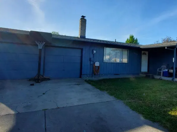 7997 Ajax Ave, White City, OR 97503