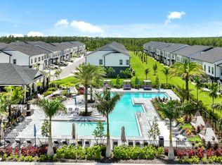 Novo Gateway Apartments and Townhomes, Fort Myers, FL 33913