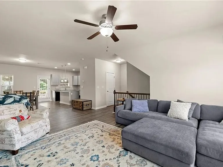 4202 Chatham Ridge Dr — Photo 19