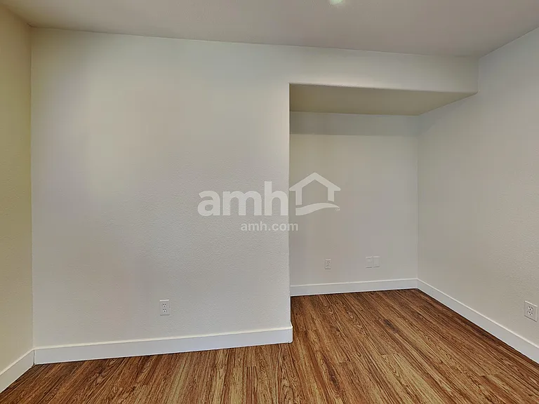 7632 Butler Mesa St — Photo 12