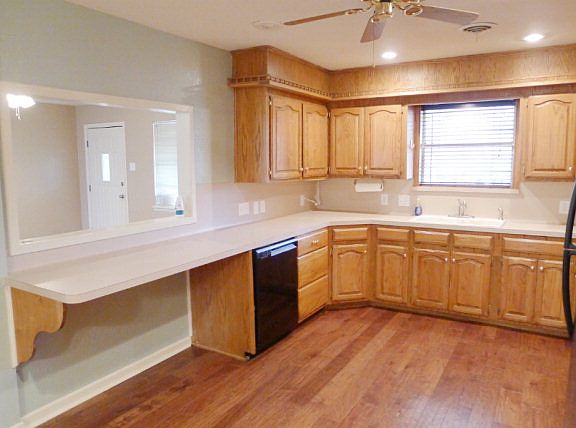 5th image of 102 Aleta Dr