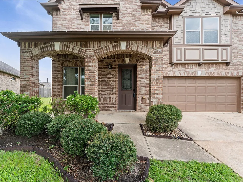 26350 Riley Glen Dr