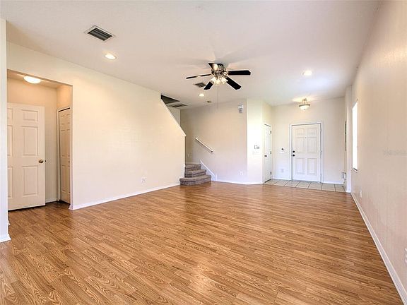 4th image of 29021 Girvan Dr