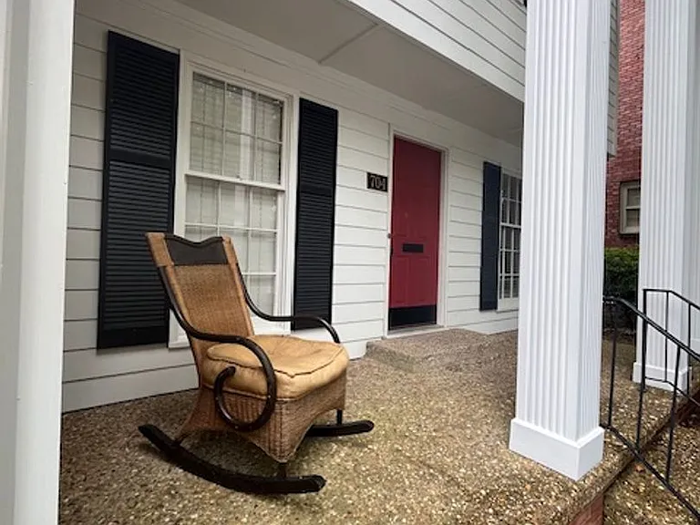 2805 Foxcroft Rd #704 — Photo 3