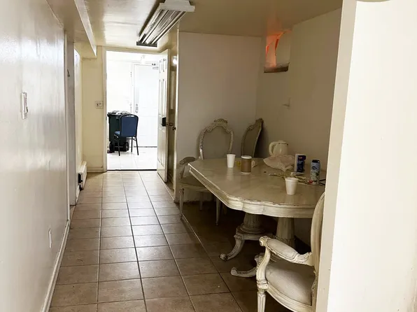 1013 Avenue M image 5 of 17