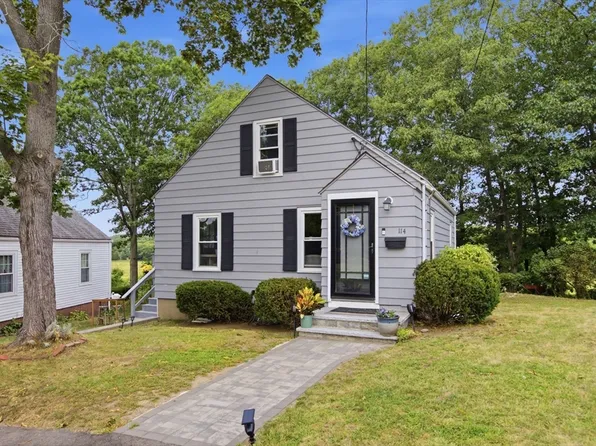 114 Clinton Rd, Weymouth, MA 02189