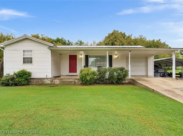 23187 James, Shady Point, OK 74956