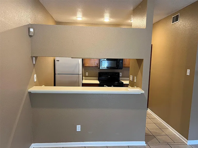 2121 El Paseo St #2007 — Photo 16